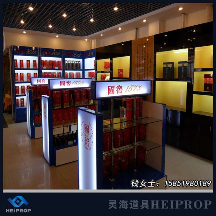 旋转楼梯鞋柜设计图展示