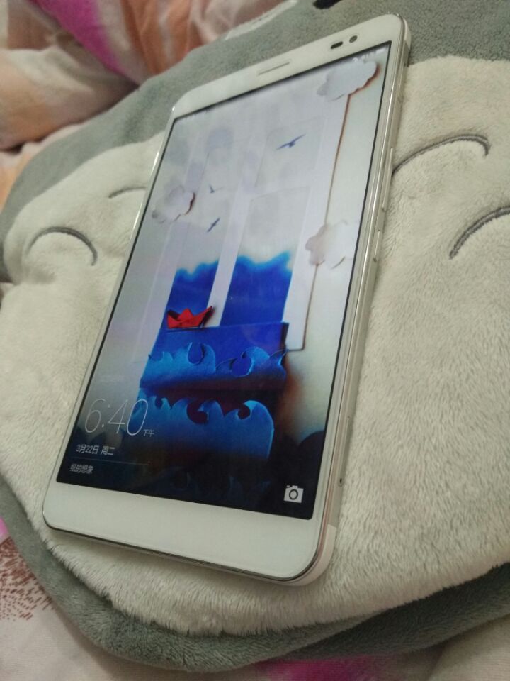 转华为X1手机7寸金属后盖有点大的手机_常州