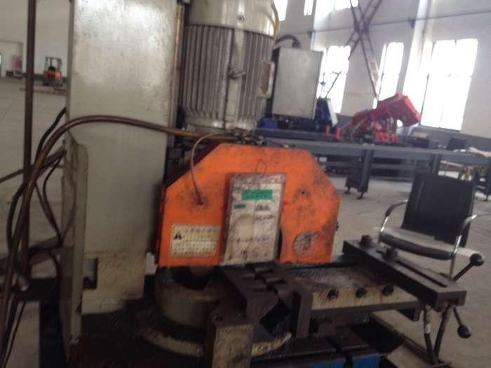 急招临时工(男性,50岁以下14元\/小时二班倒15