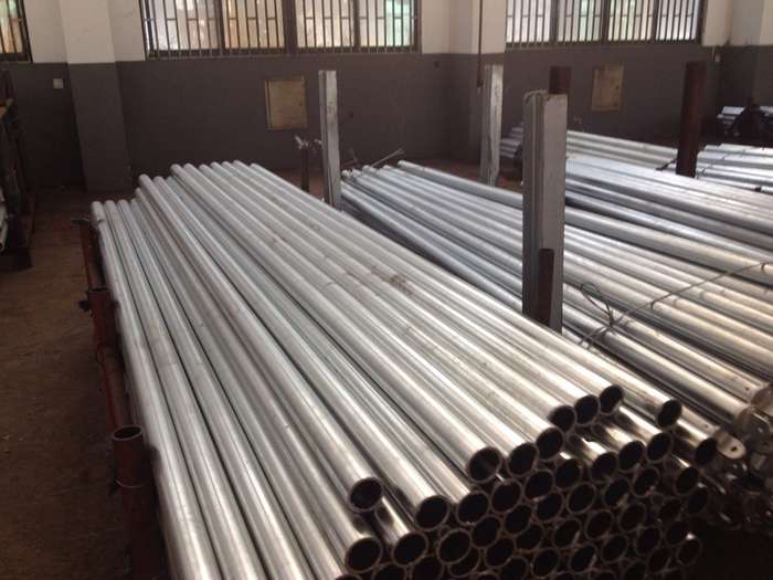 急招临时工(男性,50岁以下14元\/小时二班倒15