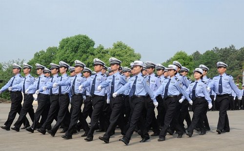 招保安,消防员,水电工8h双休,缴纳五险一金_常