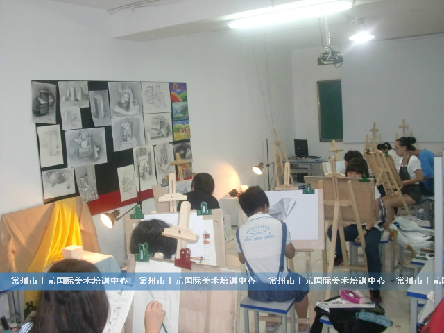 孩子学素描有哪些优势,女孩子暑假报什么兴趣