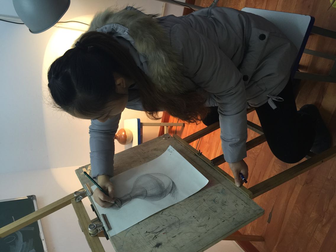 孩子学素描有哪些优势,女孩子暑假报什么兴趣