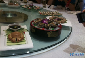 【吃喝玩乐团】好吃的病人德天火锅探店癌症照片肥牛能吃白鹅肉吗图片