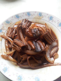 提前的生日餐,一如既往的由老爸大厨掌勺哦!呵