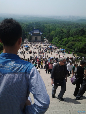 过节看人海啊!放假出去玩到处都是人山人海啊