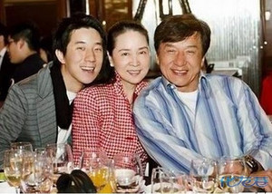 6月1日杨幂诞下女儿小糯米晋升为妈妈,盘点以