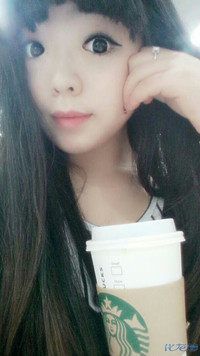 <em>哪</em>个理发店好?想染个红色的<em>头发</em>,不烫,价格在