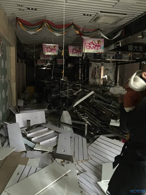 合同未履行完,要求商户撤场,无合理说法,这书先