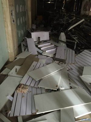 合同未履行完,要求商户撤场,无合理说法,这书先