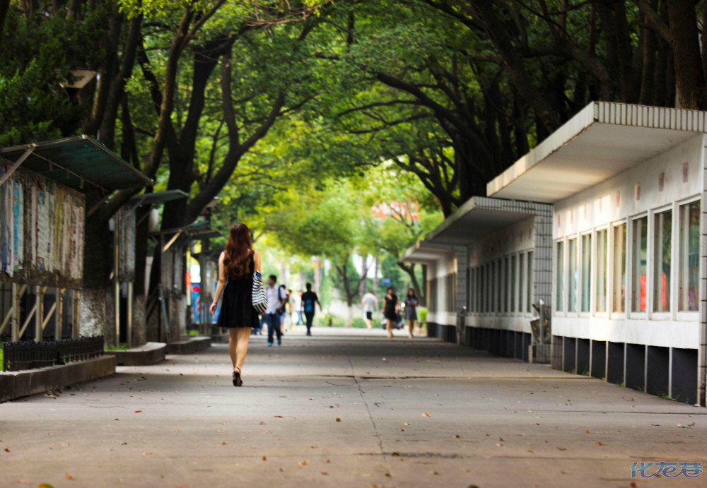 "随拍母校——常州大学白云校区.