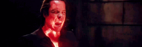 但他也为了荣誉和假期威胁着要杀死奇拉,对北极星虎视眈眈,有着不为人