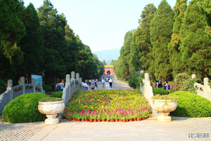 己有600多年历史的明孝陵,气势恢宏,尚没发掘