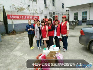 手拉手志愿团队助力龙山印象金坛佛教文化旅