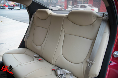 【常州粤诚汽车真皮内饰改装】现代瑞纳座椅包