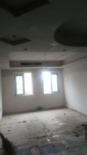 专业油漆工,家装工装厂房二手房翻新。维修修