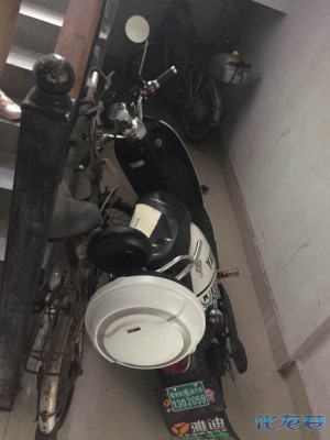 停在楼下的电动车被划,小区没有监控,怎么办?