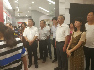 登录/注册后可看大图