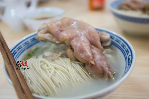 登录/注册后可看大图