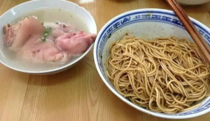 登录/注册后可看大图