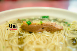登录/注册后可看大图