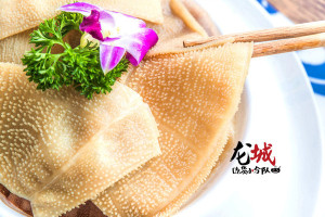 登录/注册后可看大图