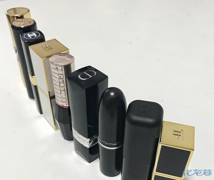 最近很喜欢口红,巷子里的仙女们说说你们用的