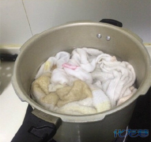 我妈竟然还在用锅煮毛巾!这种神奇的操作你们