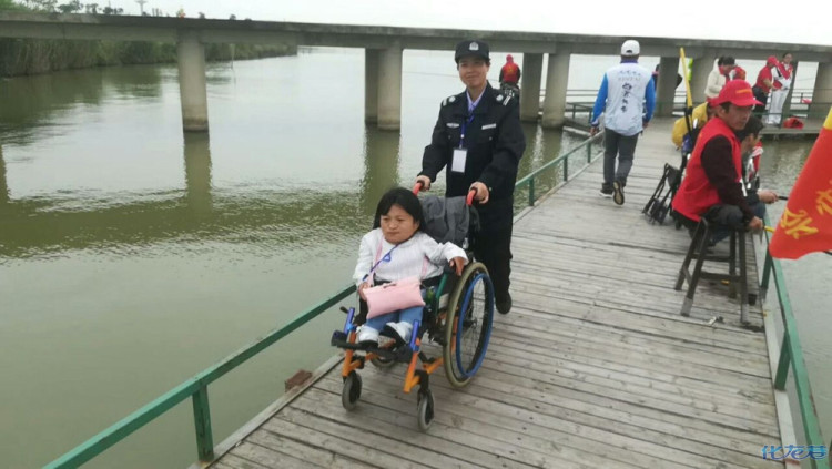 5.20全国助残日:青鸟志愿者活动让人们感受到