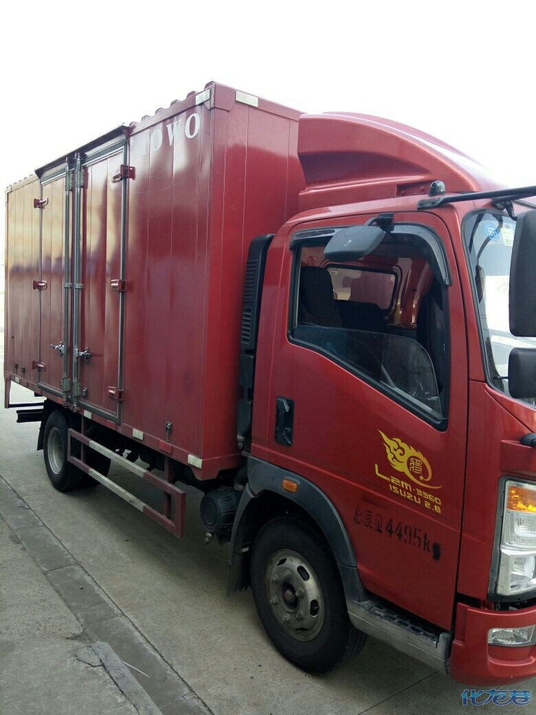 4.2米箱式货车货运出租简介:车厢内部长4.2米
