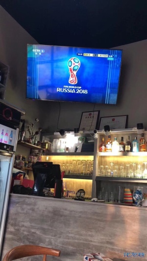 世界杯期间找到了一家进口啤酒店~,进口啤酒种