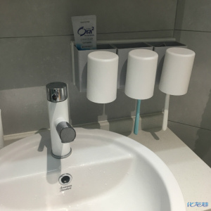 登录/注册后可看大图