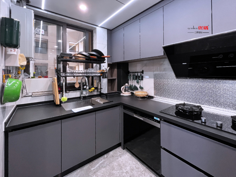 【小二家居3723 全屋定制】香江華廷*現(xiàn)代簡(jiǎn)約-櫥柜衣柜定制家具 生產(chǎn)流程跟進(jìn)