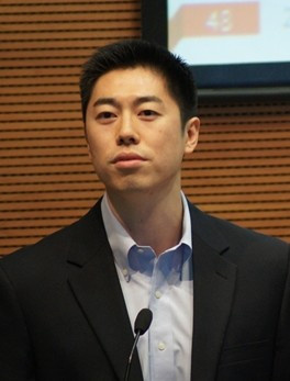 于星垣:于智博父亲,北京人,在香港任教20年现退休