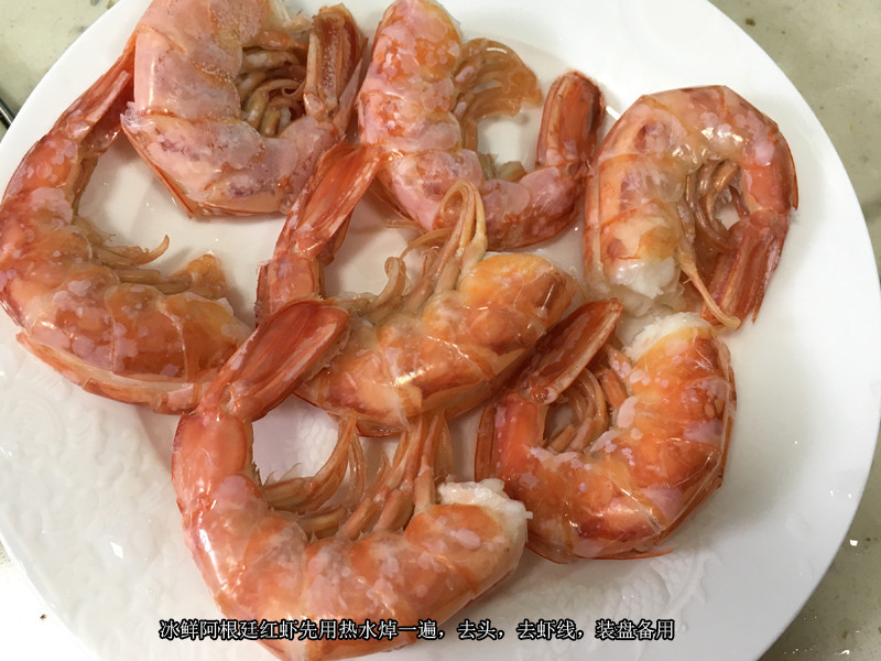 这么热的天,去综合体吃饭人太多,还不如自己在