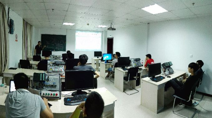 三菱plc_plc工程师收入