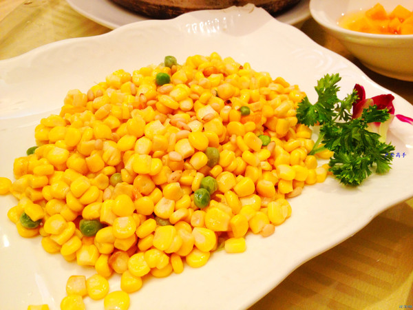 美女好朋友生日,更有迪克牛仔唱歌视频和自曝合影