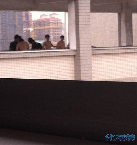 常州武进职教中心33度有空调不开,学生无奈只