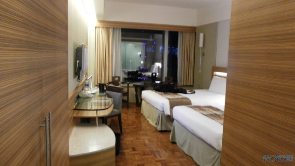 第一次去香港带孩子住在哪里出行比较方便?一