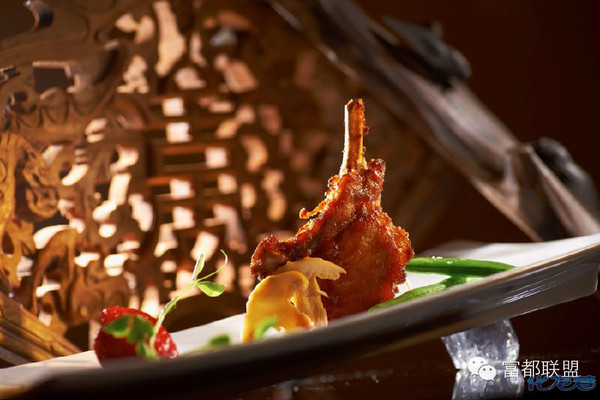 常州富都盛贸饭店:自助晚餐送波士顿龙虾,加量