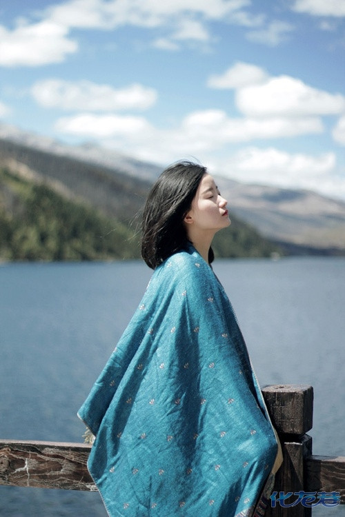 如何拍好照片是个心机活啊,<em>萌妹子</em>教用姿势动