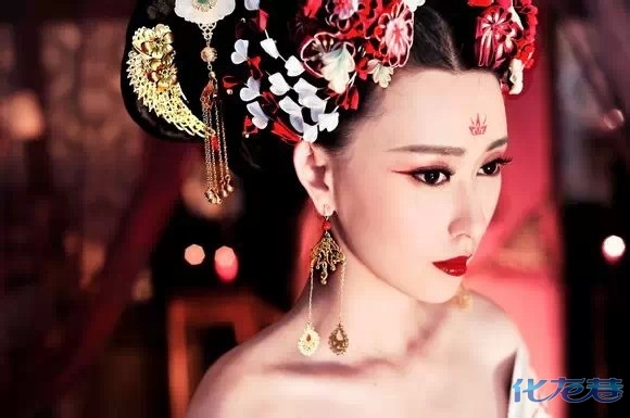 男版武则天爆红,长<em>得比女人</em>还好看! - 手机化龙