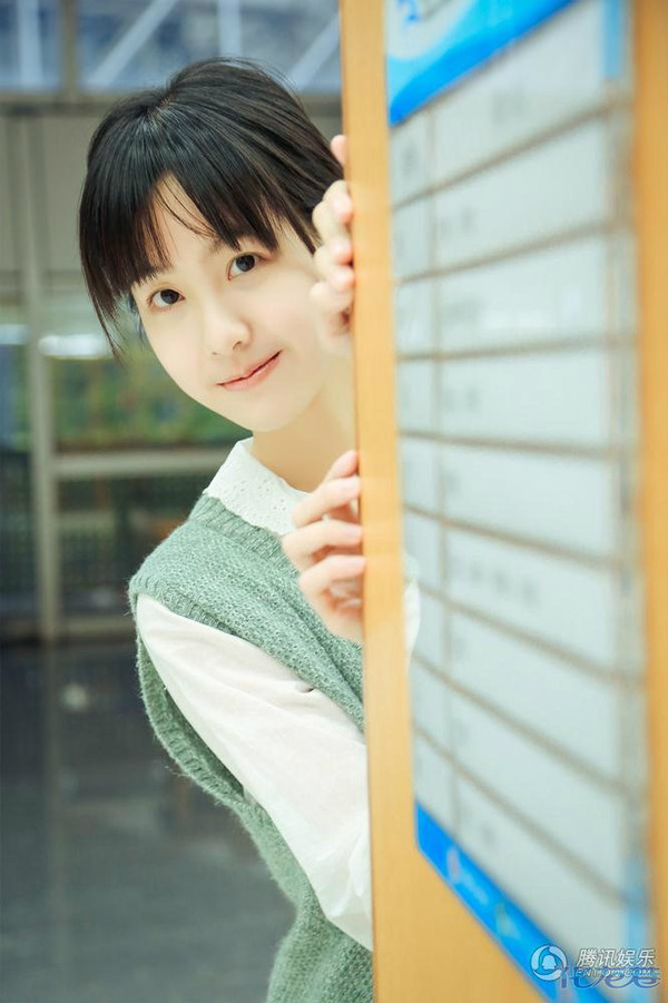 《左耳》<em>女主角</em>南航<em>校花</em>陈都灵校园写真曝光,