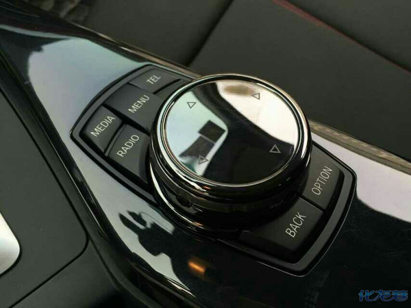 宝马1系升级NBT导航?陶瓷手写 陶瓷手写手感