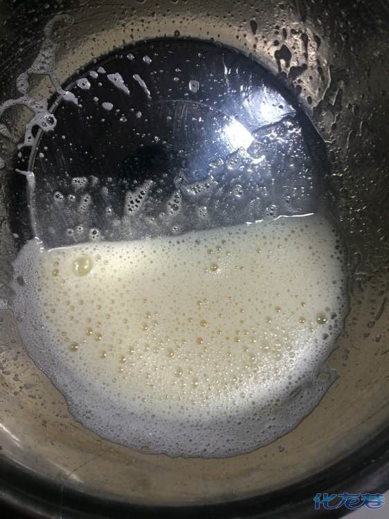 打蛋器打半天,差不多20多分钟了,糕点这样,根本还是雪芙娘图片