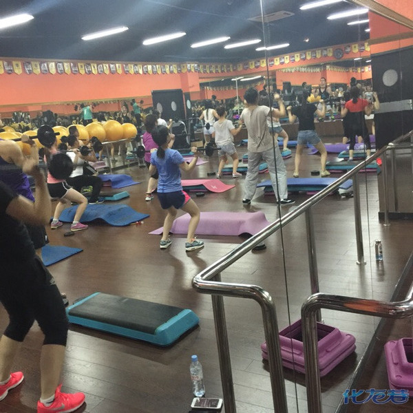 有喜欢莱美舞蹈的朋友吗。