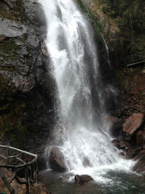 过年自驾游浙江,温泉古村,民宿小镇,山水梯田,悬