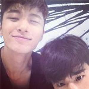 苹果6s碎屏了!请教下去售后换外屏还是去换普