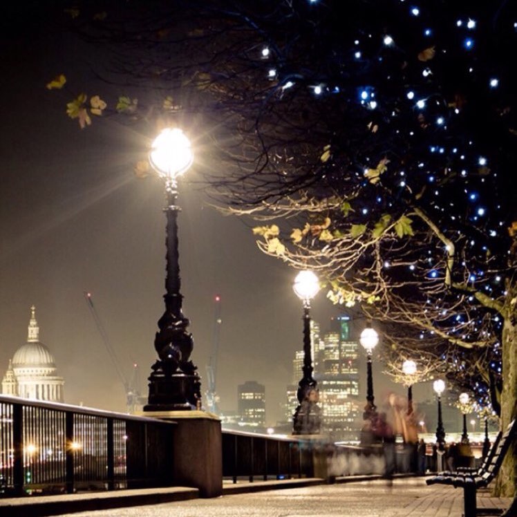 面对床上的娇喘,他原来是这样想的!叫声太大,被