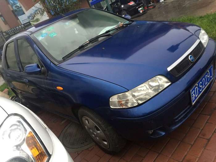 转让05年菲亚特1.5手动 一手车 - [举报]